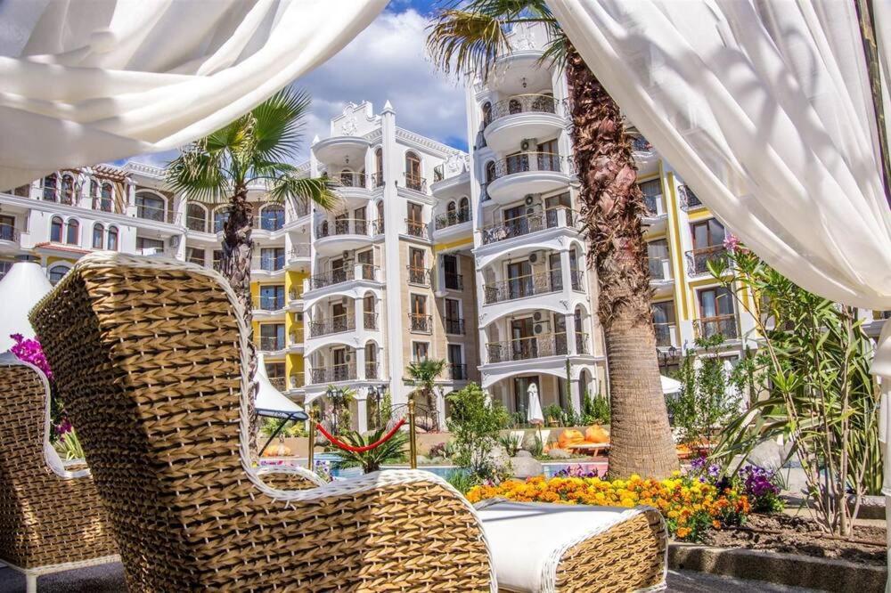 Monte Carlo Aparthotel Sunny Beach Exterior photo