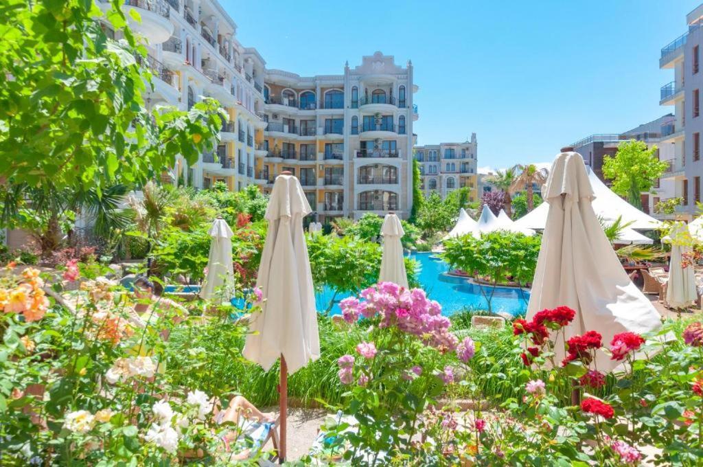 Monte Carlo Aparthotel Sunny Beach Exterior photo